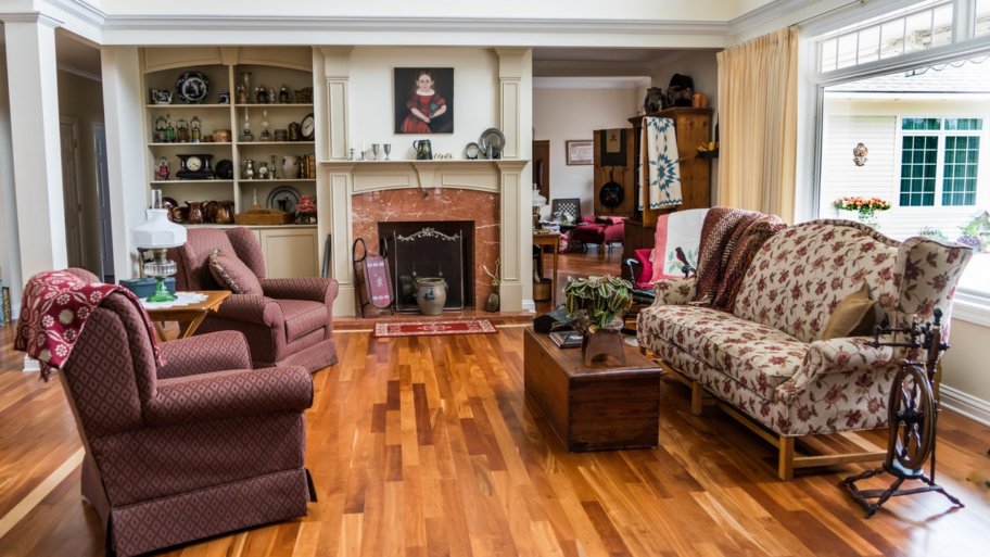 Vernir ou vitrifier un parquet ? Allez, on vous dit absolument tout !