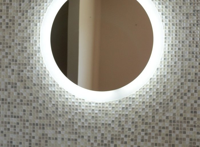 Miroir de salle de bain lumineux : la nouvelle tendance