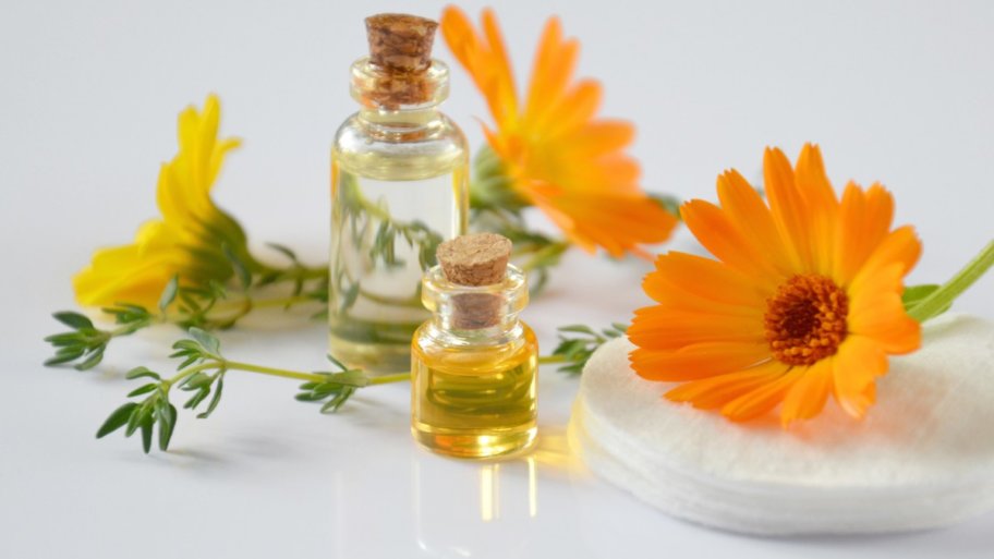 Quelles huiles essentielles pour se sentir bien chez soi ?