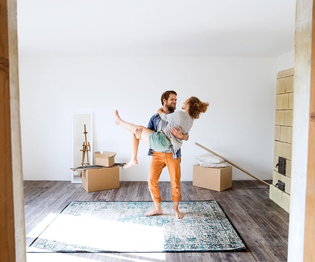 Un couple en demenagement