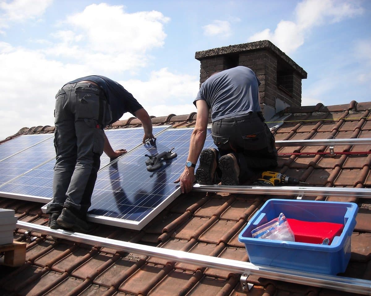 Installer des panneaux photovoltaïques soi-même