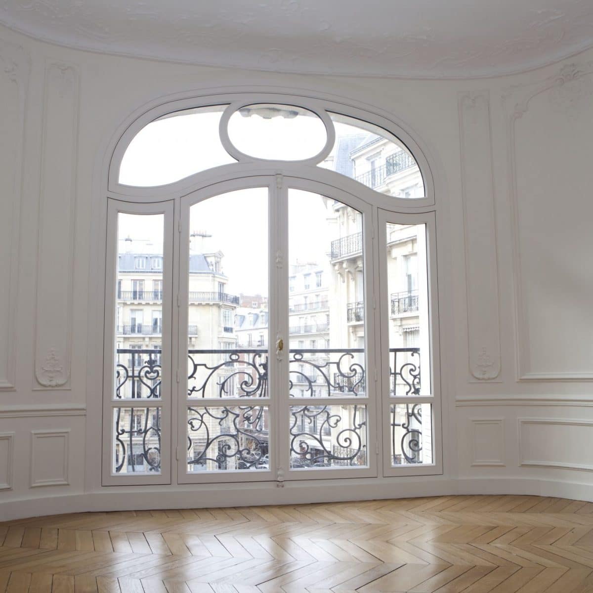 la fenêtre en bois authentique et sur mesure d’Atulam