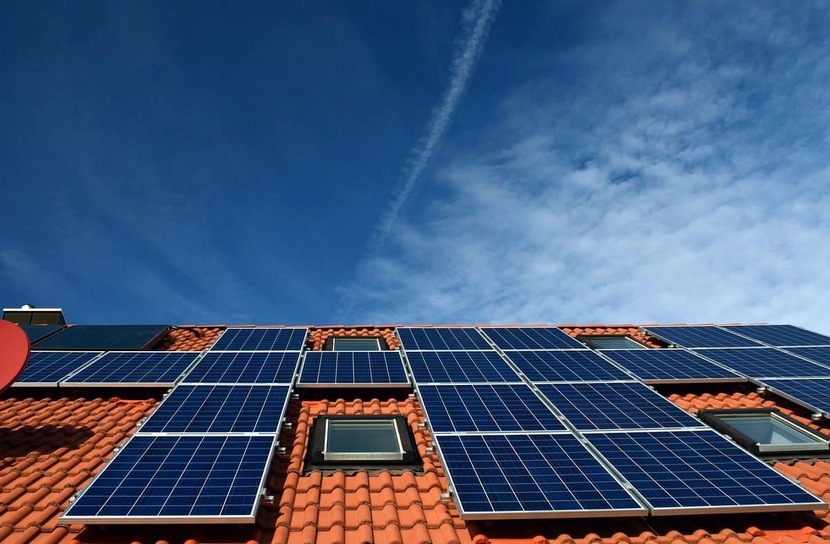 Tout savoir sur le kit solaire plug and play